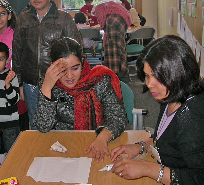 IAW_2006_publicity_Sofia_henna_painting Sofia Khan henna painting