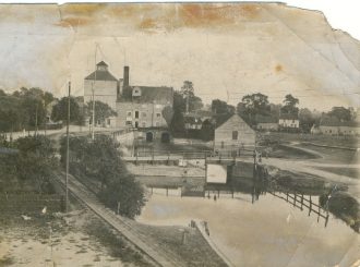 ccanyyy6yyx9002404 Clark and Butcher's mill, Soham, C1900