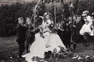 lussa039 Lustleigh Mayday, 1906