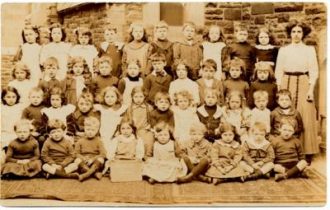 merseysidejew2 Infants class of the Liverpool Hebrews' Educational Institute and Endowed School 1880