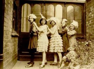woodford9 A birthday party at the Hart home, c1929-1930. Left to right: Joyce Hart (great neice of Sir Israel Hart), Audrey Felstein (now in Israel), Margaret Caney, Dorothy Woodford (nee Cooper), Betty Cooper